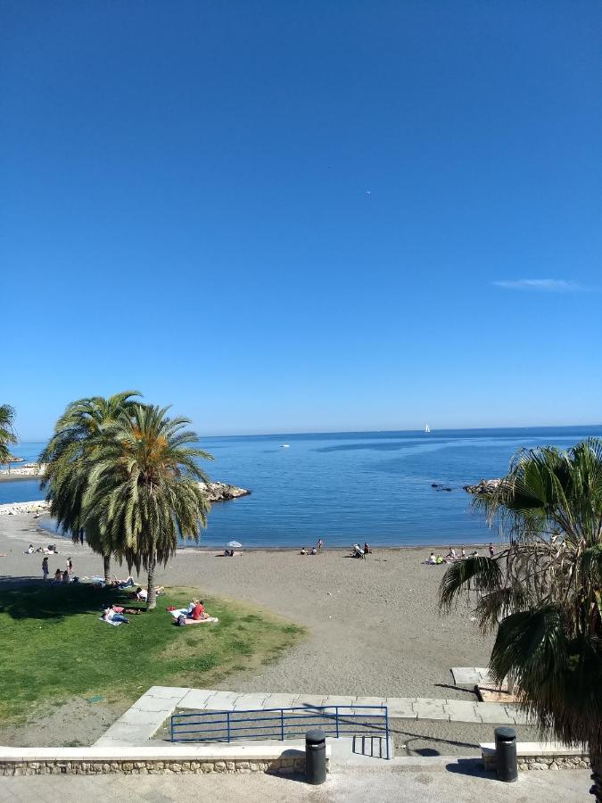 מאלגה Apartments-Oilan11 - Estudios En Primera Linea De Playa Pedregalejo מראה חיצוני תמונה