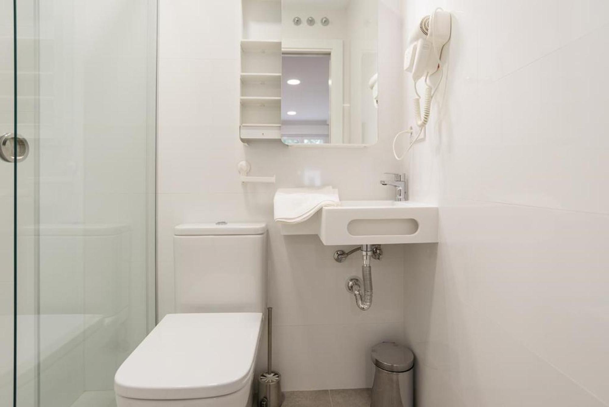 מאלגה Apartments-Oilan11 - Estudios En Primera Linea De Playa Pedregalejo חדר תמונה