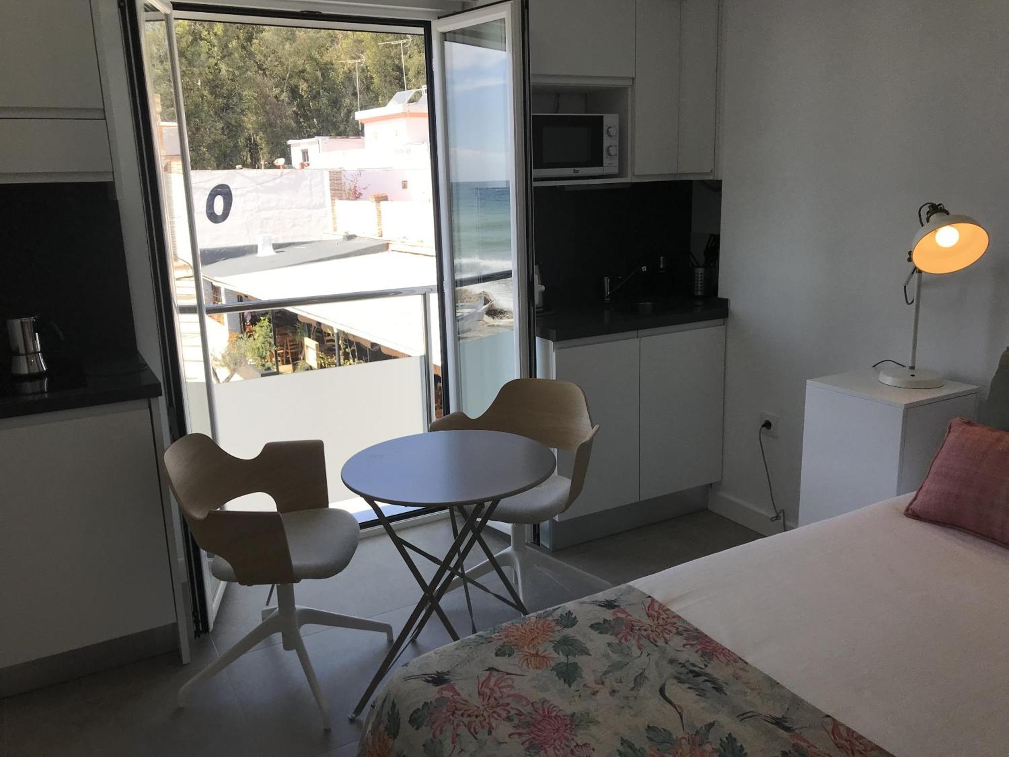 מאלגה Apartments-Oilan11 - Estudios En Primera Linea De Playa Pedregalejo חדר תמונה